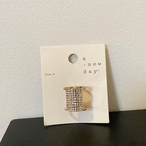 A NEW DAY RING NWT